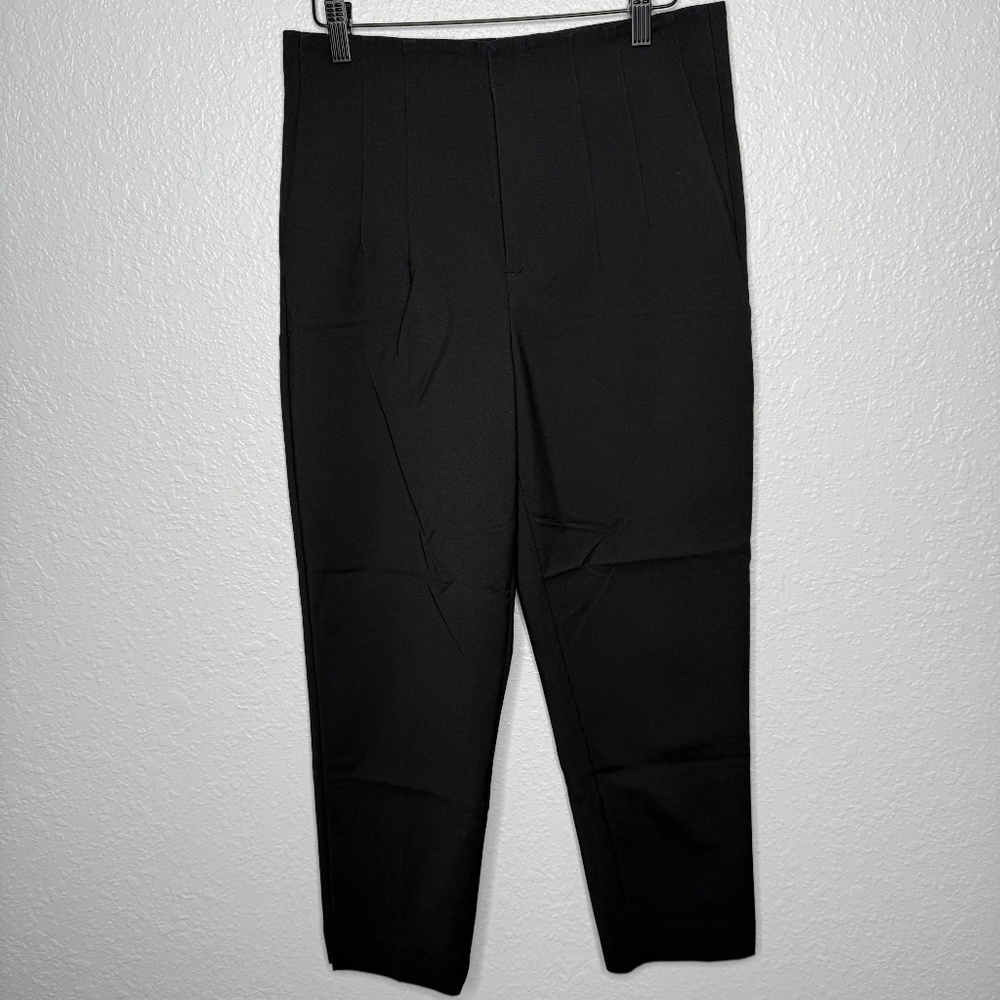 Zara‎ Black Pants with pleating size 6 -cp